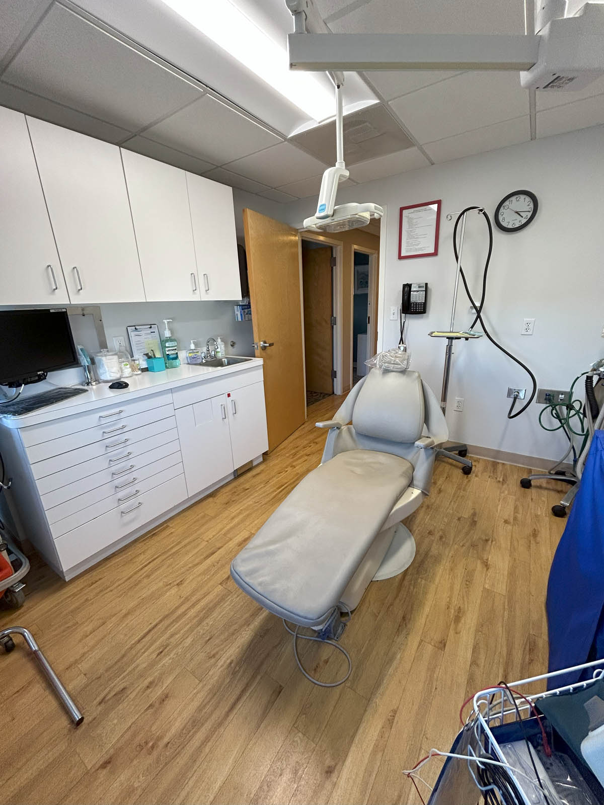 Neponset Valley Oral and Maxillofacial Surgery Associates | Surgical Exposure, TMJ Disorders and Wisdom Teeth